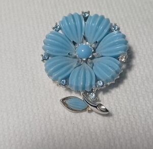 USNER Elegant Blue Floral Brooch - Signed - Mid Century 1950s - 1960s